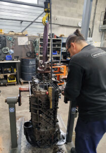 CHEZ-CORNUT-SERVICE-ENTRETIEN-REPARATION-BOITE-DE-VITESSE-REPARATION-BV-ZF-16S
