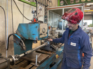 CHEZ-CORNUT-SERVICE-ENTRETIEN-pieces-detachees-transmission